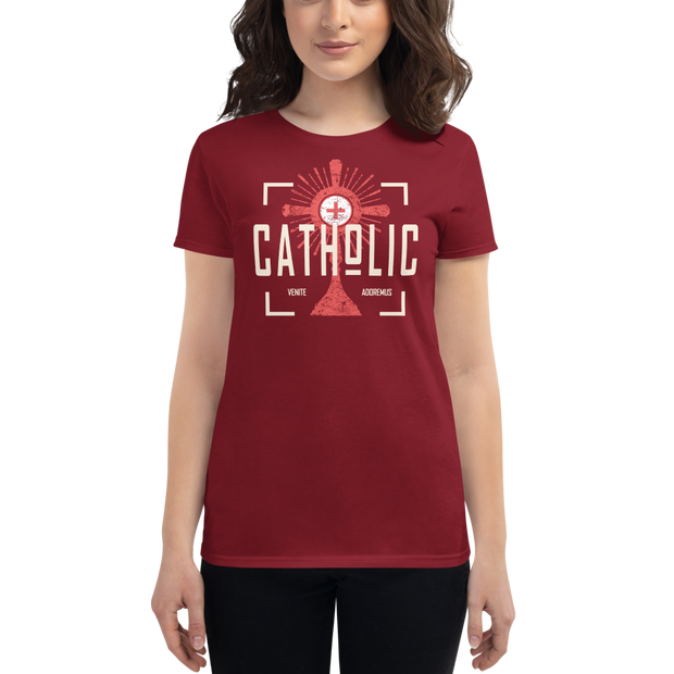 Venite Adoremus - Women's tee